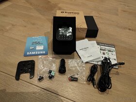 NOVÁ Autokamera TrueCam H25 GPS 4K + SDkarta + HardWire kit - 3