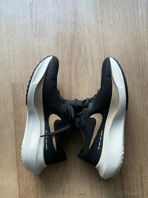 Běžecké boty Nike Zoom Fly 5 - 3