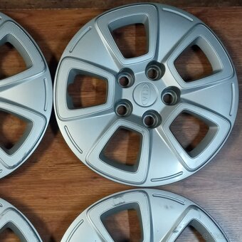 Poklice Kia r15 č01 - 3