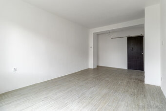 Pronájem slunného bytu 2kk, 54 m², Spojovací ulice, Zruč nad - 3