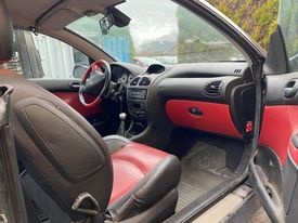 Peugeot 206 CC 2.0 16 v rv2004 - 3