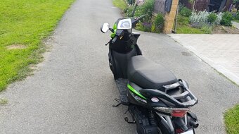 Skútr maxon 125 - 3
