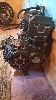 Motor HONDA CB1000R - 3
