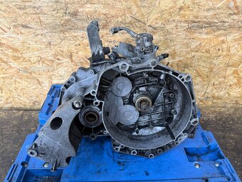 MANUÁLNÍ PŘEVODOVKA 3.0 CDTI OPEL F40 GM 55 354 730 0822680 - 3