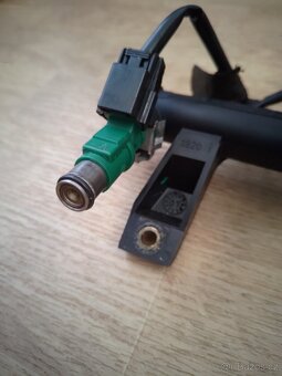 Vstřiky s lištou a kabel. svazkem - Peugeot 206 - 3