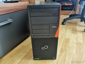 FUJITSU ESPRIMO P920 WIFI + BenQ 20 Monitor - 3