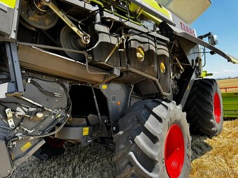 Claas Lexion 770, header V1050 - máme na prodej mnohem více - 3