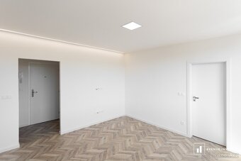 Prodej bytu 2+1 v osobním vlastnictví, 44 m² – Zlín - 3