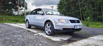 Volkswagen Passat B5 2.8 V6 syncro 142kw - 3