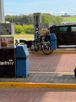 Suzuki GS 550 T 1981 - 3