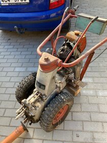 Sekacka na travu. - 3