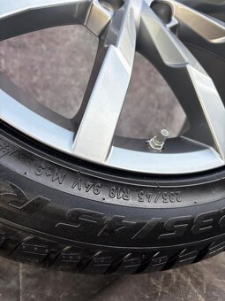 Originální Alu kola VW B8 235/45/18 TPMS - 3