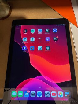 Prodám Apple iPad 6 generace 32GB - A1893 - 3