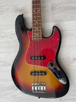 Baskytara Fender JazzBass replika 1962 - 3