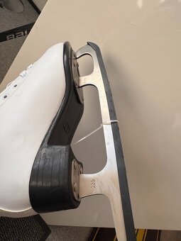 DÍVČÍ BRUSLE SPOKAY KILLAN vel. 37 - 3