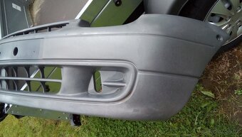 Zánovní přední a zachovalý zadní nárazník Renault Twingo I. - 3