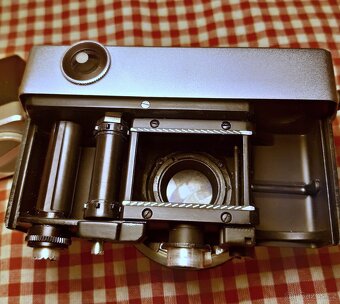 Werra 3 + Tessar 2.8/50, Flektogon 2.8/35, Cardinar 4/100 - 3