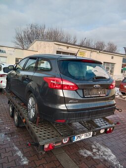 Díly na ford focus III - 3