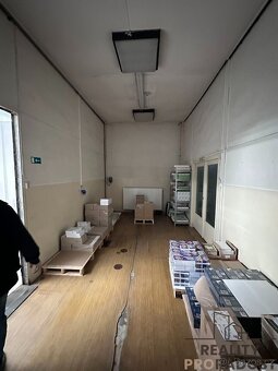 PRONÁJEM SKLADU - DÍLNY O VÝMĚŘE 138m2 V ADAMOVĚ U BLANSKA - 3