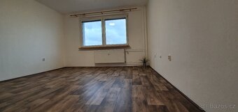 2kk+L po reko Hradecká 2657 volný od 1.8.2025 - 3