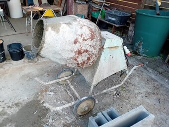 Míchačka na dvě kolečka vč. kabelu - 3