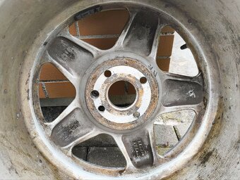 15" litá kola 4x100 7Jx15 EH2 ET38 + letní pneu 195/50 R15 - 3