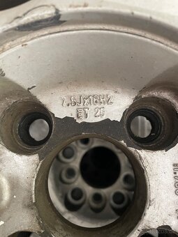4x100 r16 205/50 - 3