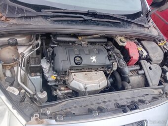 Peugeot 308 , 1.4i 70kw - 3
