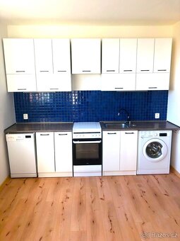 Pronájem bytu 1+1 36 m² Evžena Rošického, Ostrava - Svinov - 3