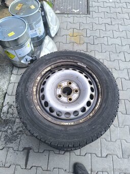 Kola 205/65 16c VW Transporter - 3