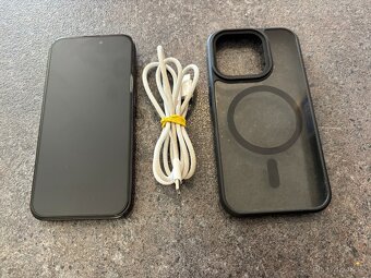 APPLE iPhone 15 PRO, 128GB 90% baterie - 3