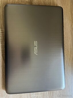 Notebook Asus - 3