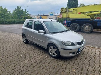 Mazda 2 - 3
