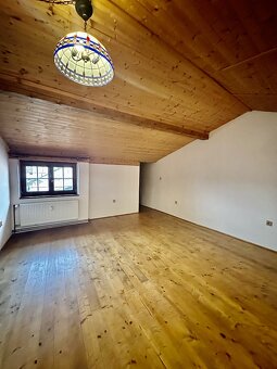 Pronájem bytu 3+kk (mezonet) 137m2, ulice Hálkova - Husovice - 3