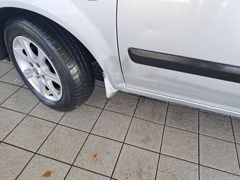 Getz 1.1,44kw Najeto 90 TKM - 3