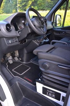 Mercedes-Benz Sprinter 317 hydr. čelo velká výbava - 3