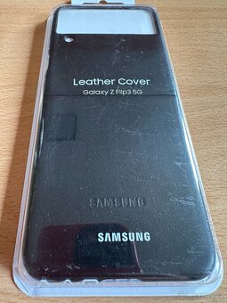 Samsung Galaxy Z Flip3 - 3