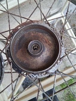 Přední kolo ČZ 150 brzda Šít - 3