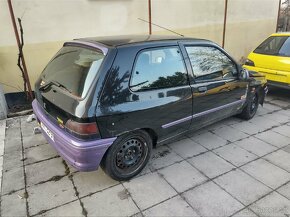 Renault Clio 16v - 3