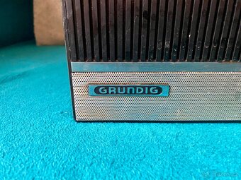 Rádio Grundig - 3