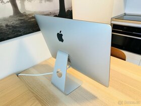 Apple iMac 21.5" 2017 / 2,3 GHz i5 / 16GB RAM / SSD 256 GB - 3