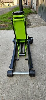 Hydraulicky hever/zvedak 3T - 3