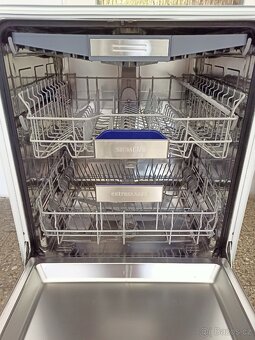 Myčka nádobí Siemens podstavná - 3