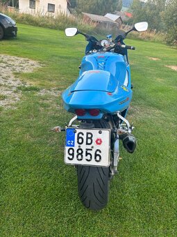 Suzuki GSXR 600 - 3