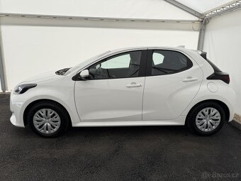 Toyota Yaris, 1.5 Hybrid 1-MAJ CZ DPH - 3