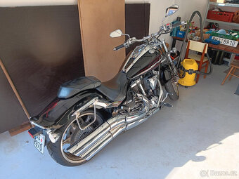 Yamaha XV 1900 Raider - 3