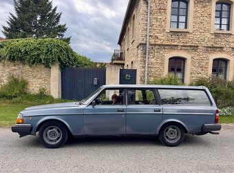 Volvo 245 GL D6 - zamluveno - 3