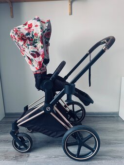 Sportovní kočárem Cybex priam Spring Blossom light s přísluš - 3