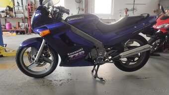 Kawasaki ZZR 250 - 3