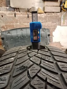 225/55 R17 - 3